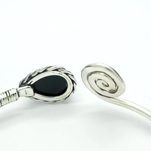 Black Onyx Cuff Bracelet, 925 Silver, ks