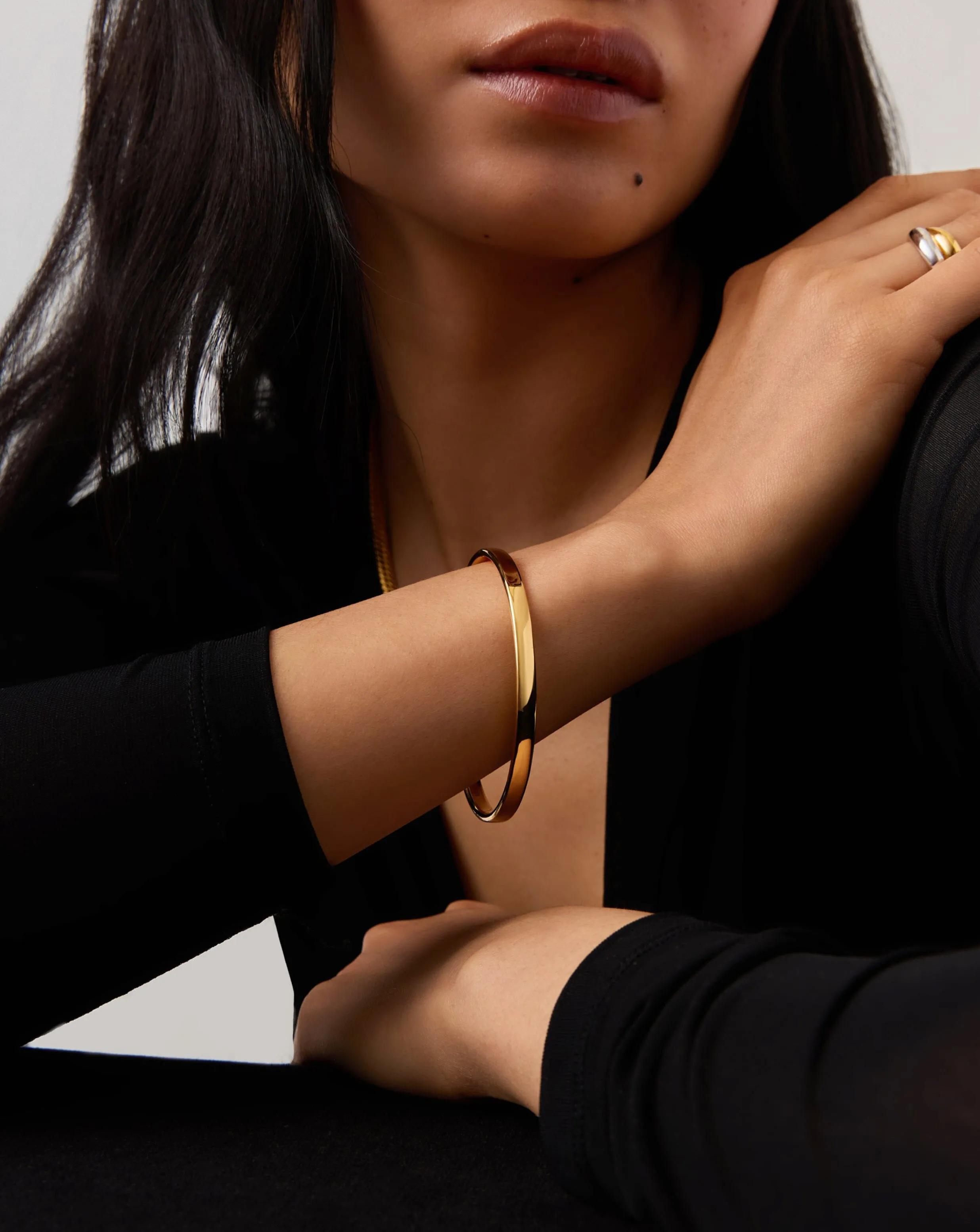 Classic Round Bangle | 18k Gold Plated