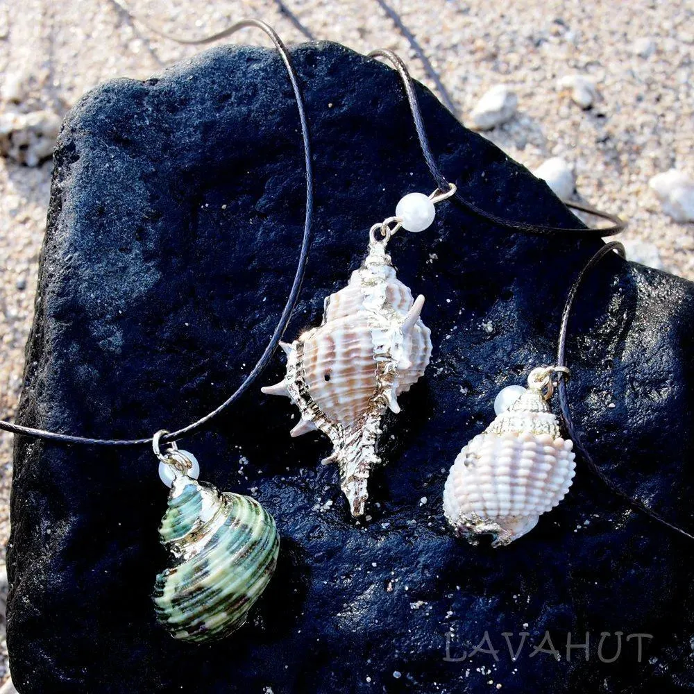 Conch Seashell Hawaiian Pendant Necklace