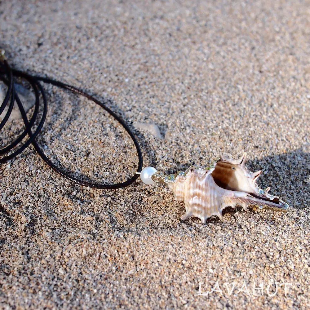 Conch Seashell Hawaiian Pendant Necklace