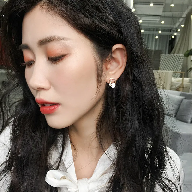 European and American personality shiny D letter asymmetric Earrings