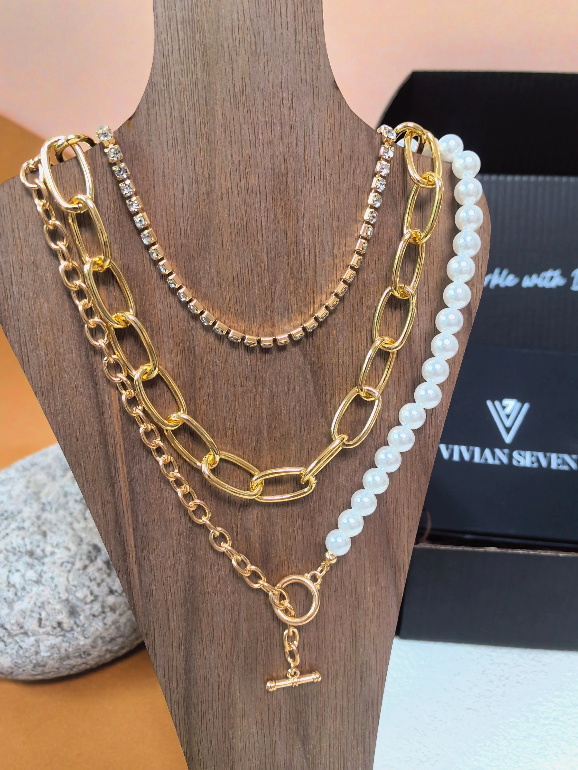 Multistrand Layered Chain Imitation Pearl Rhinestone Necklace Set