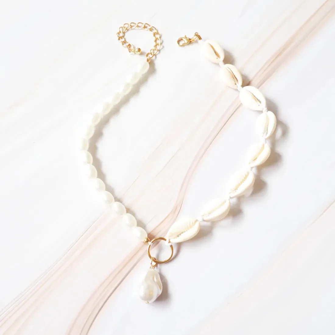 Napali Seashell & Pearls Hawaiian Necklace