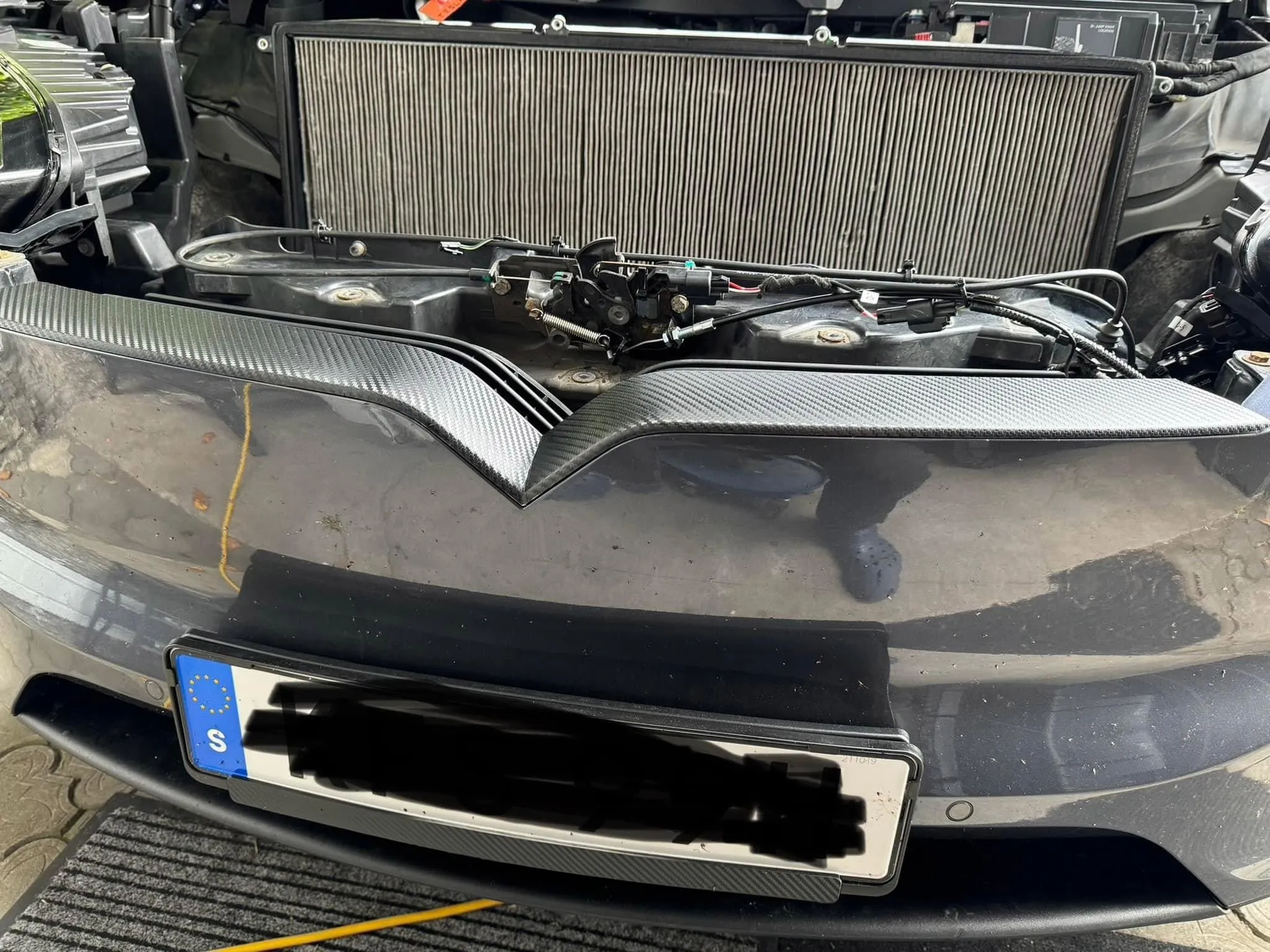Real Carbon Fiber Front Bumper Inlay For Tesla Model X 2017-2025 