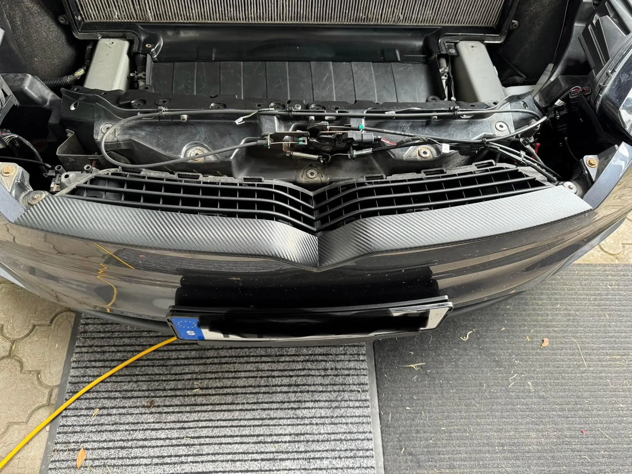 Real Carbon Fiber Front Bumper Inlay For Tesla Model X 2017-2025 