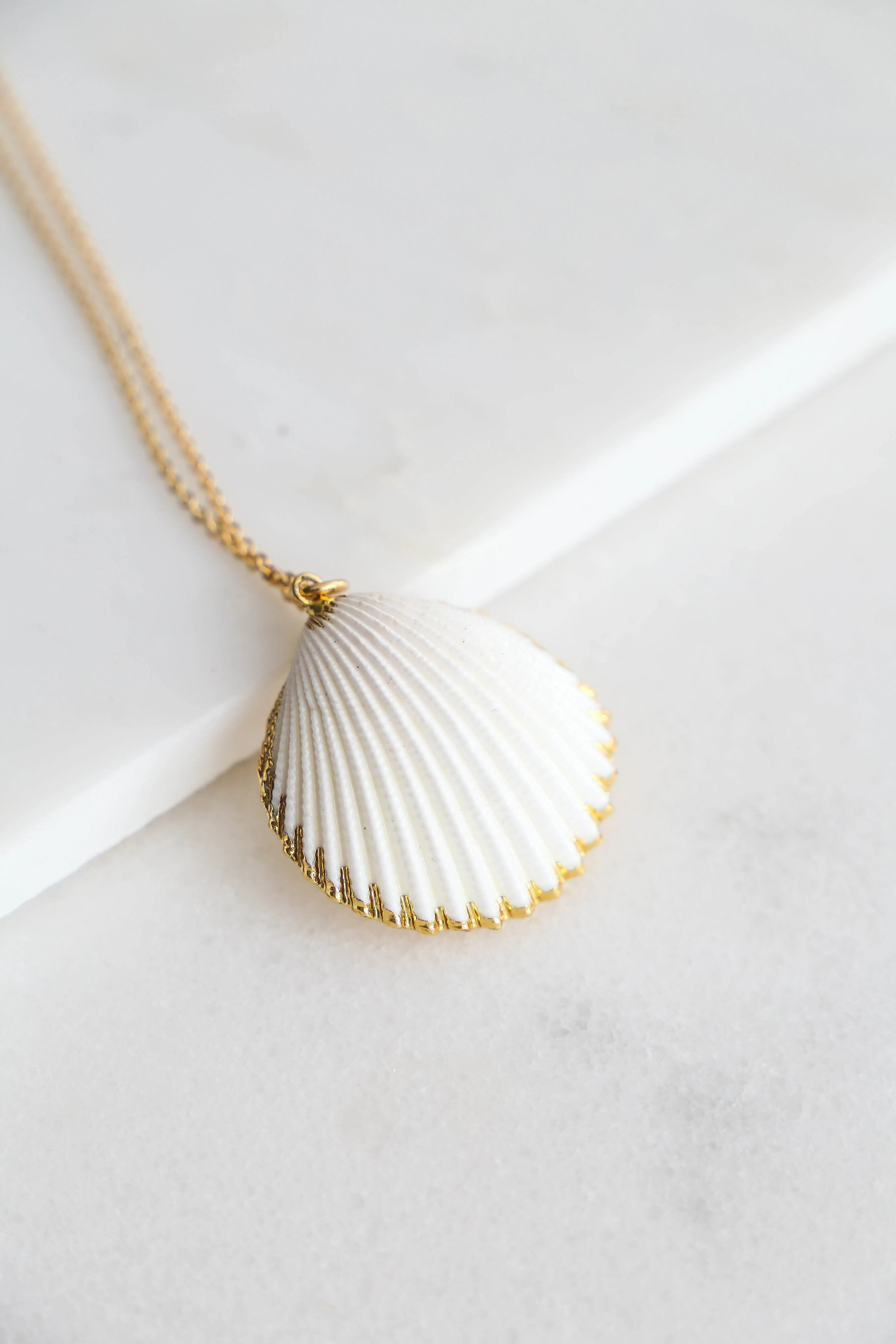 White & Gold Shell Necklace