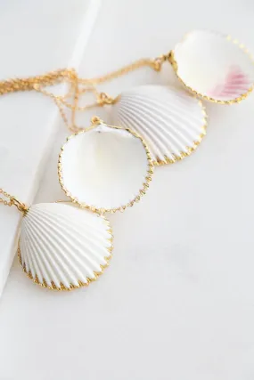 White & Gold Shell Necklace