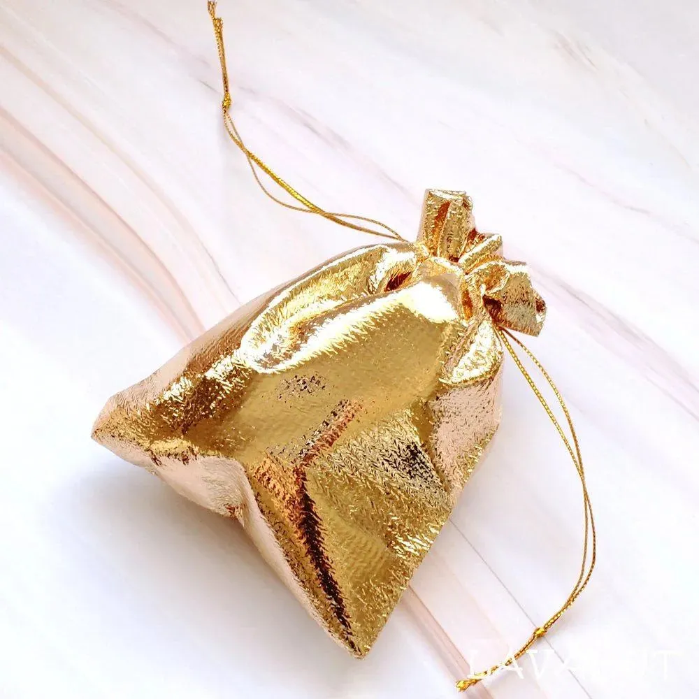 White Ark Seashell Post Earrings